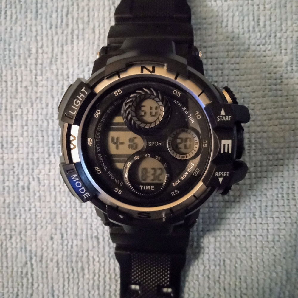 Men's round digital multifunction luminous watch